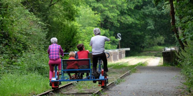 Des balades inattendues pour d couvrir la Mayenne sur terre sur